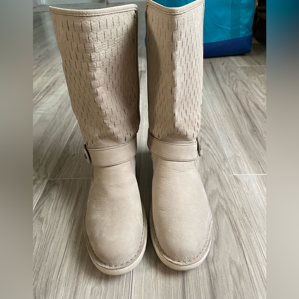 Women's Tan Leather Boots
